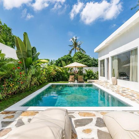Villa Primarosa - Charming 3Br Villa With Rooftop Munggu Экстерьер фото