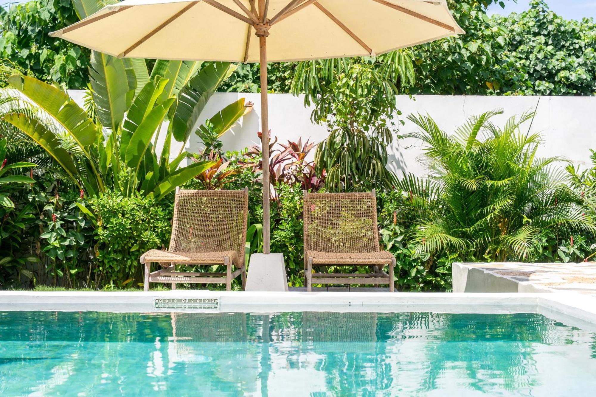 Villa Primarosa - Charming 3Br Villa With Rooftop Munggu Экстерьер фото