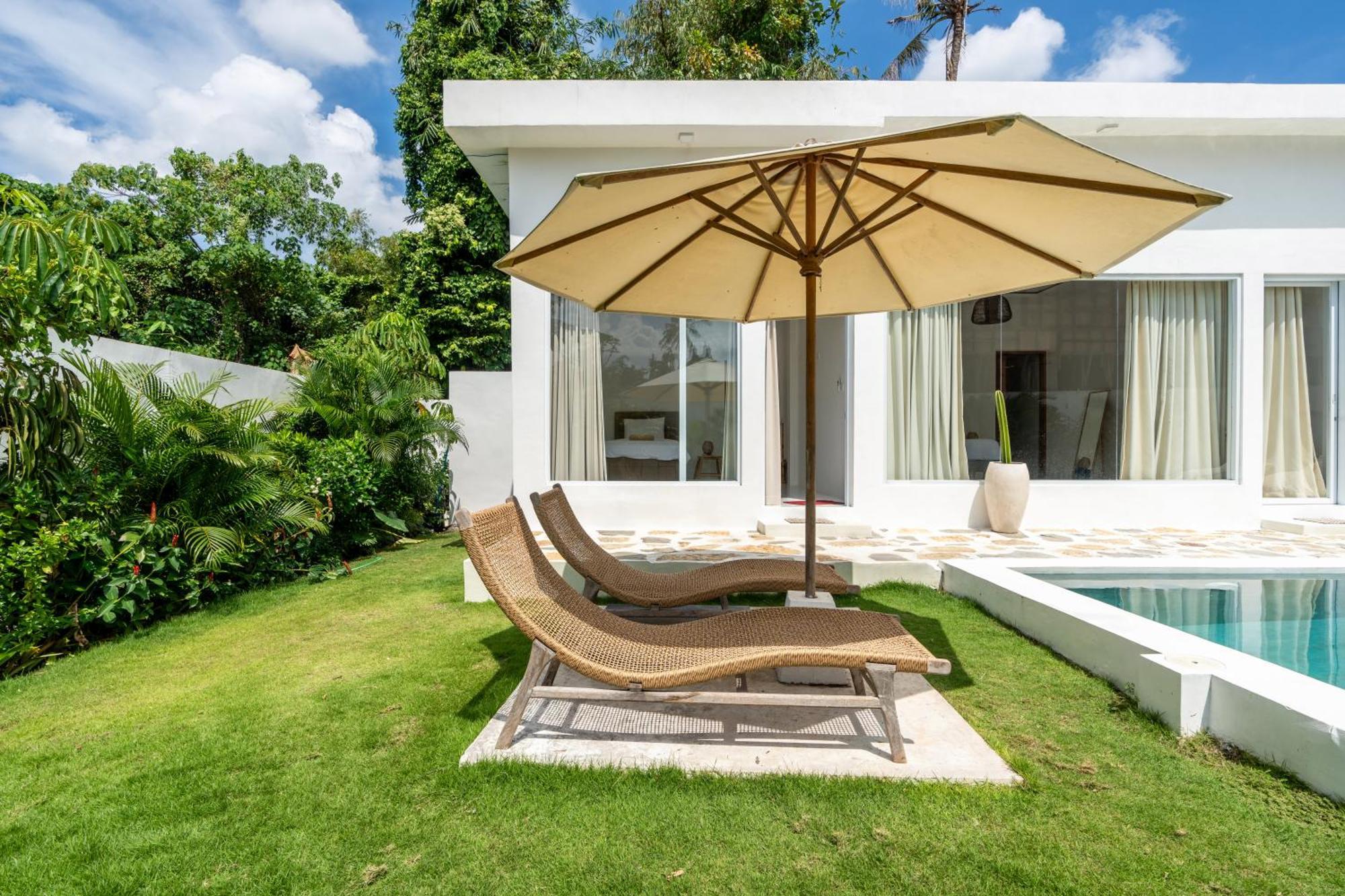 Villa Primarosa - Charming 3Br Villa With Rooftop Munggu Экстерьер фото